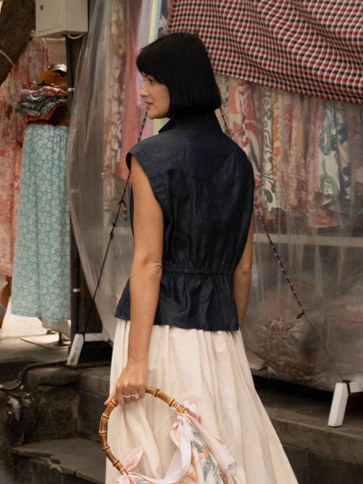 AURIA VEST TOP
