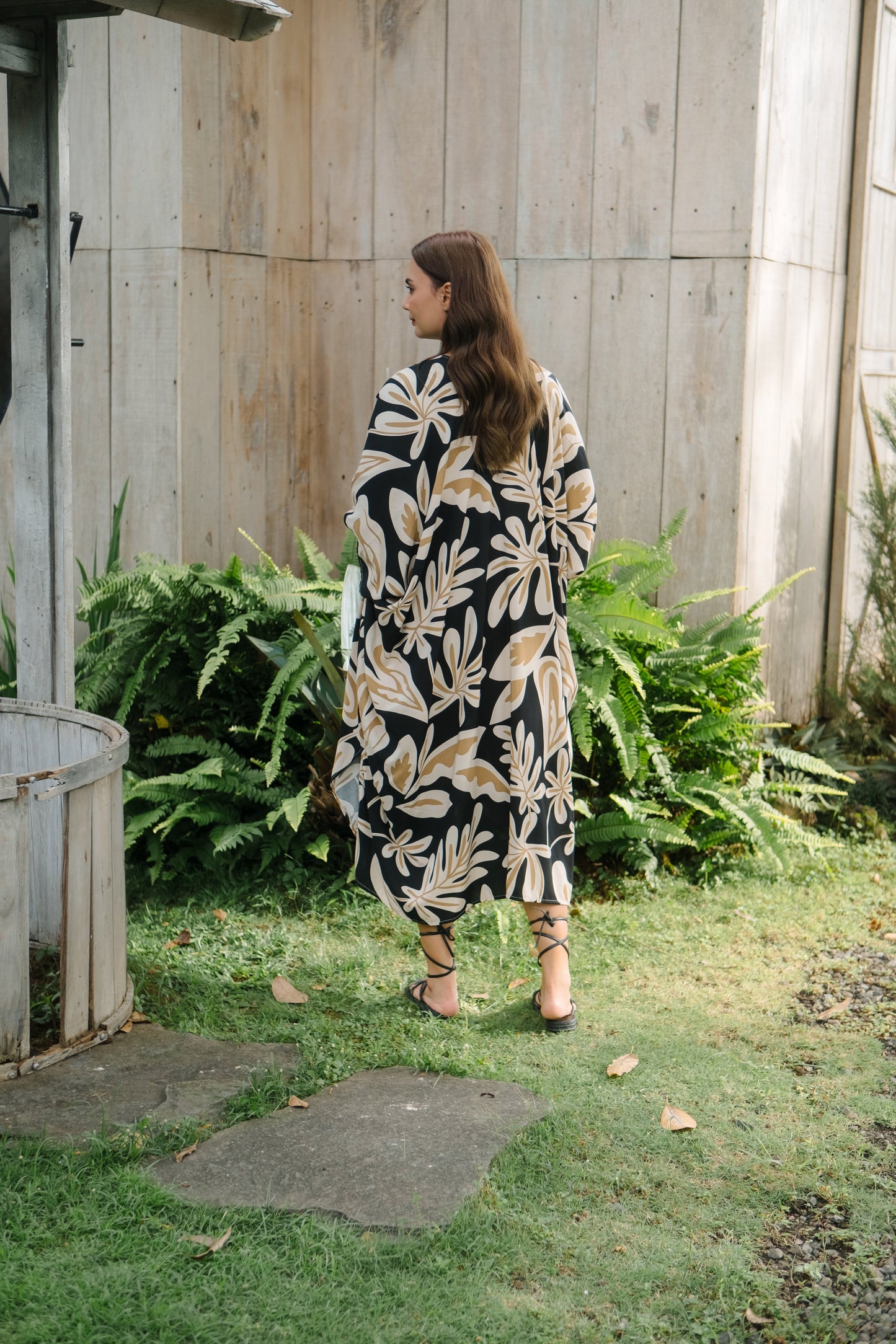 VANESIA OUTER KIMONO LOVARA BLACK