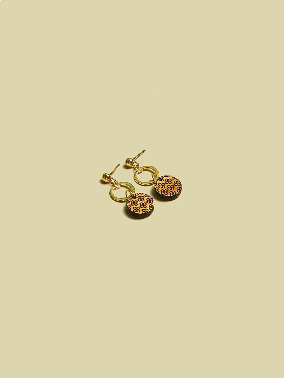 KEMBANG CENGKEH EARRINGS