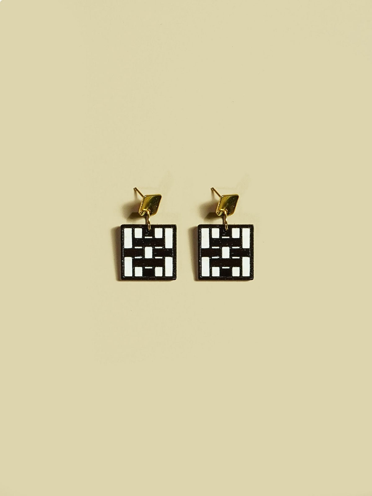LARAS EARRINGS