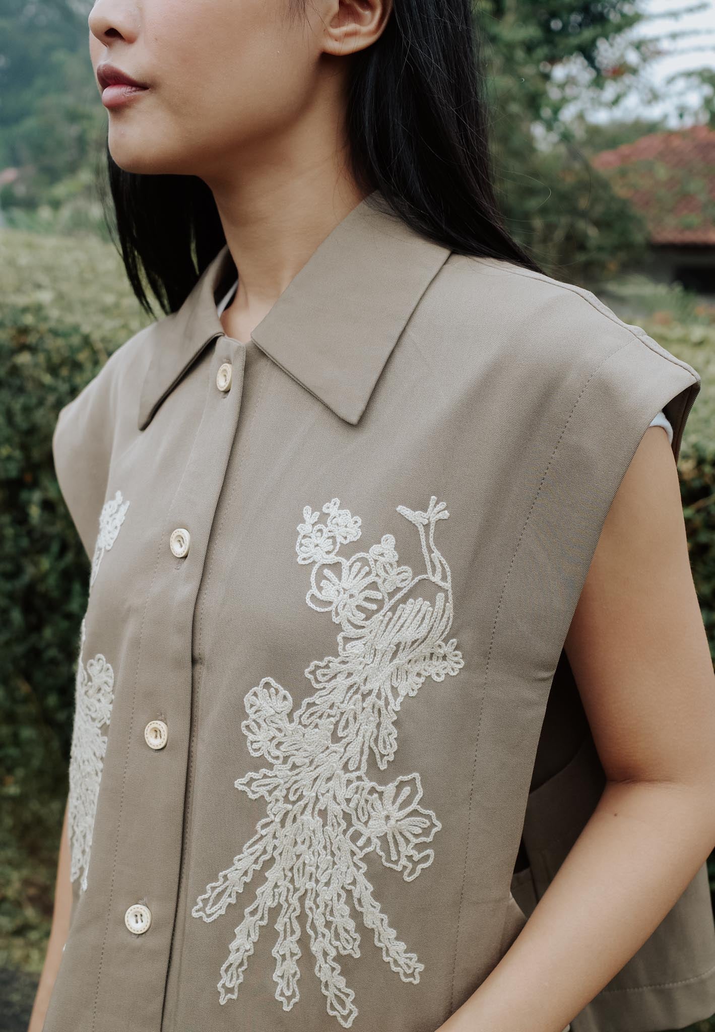 NONAETAL HIBISCUS VEST ESPRESSO