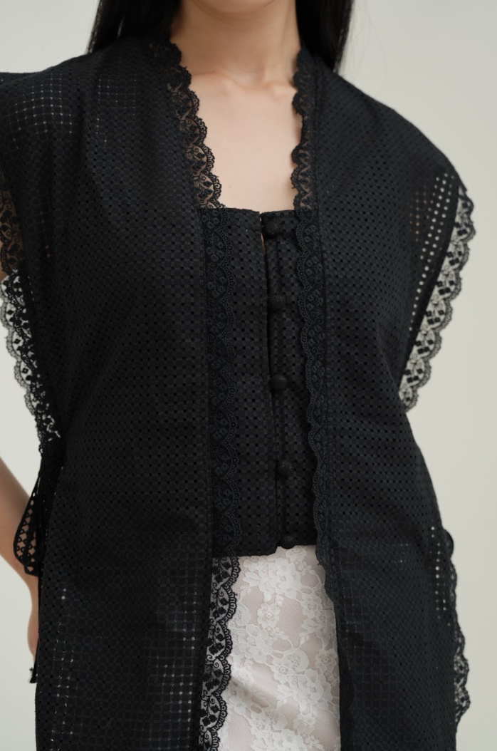 KARTINI VEST