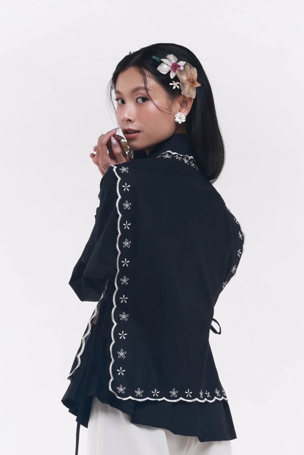 Haut en jean à fleurs Suedeson