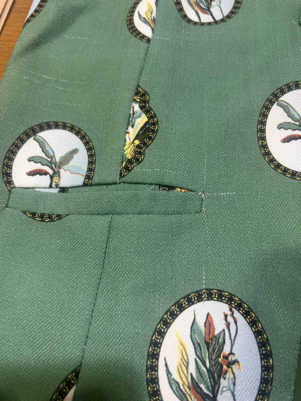 KAI VEST SWAMP GREEN