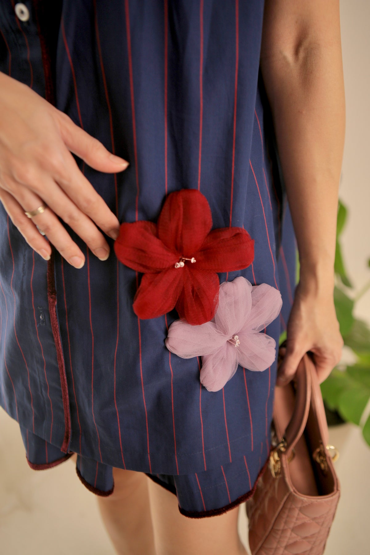 LA ROSEY SHIRT