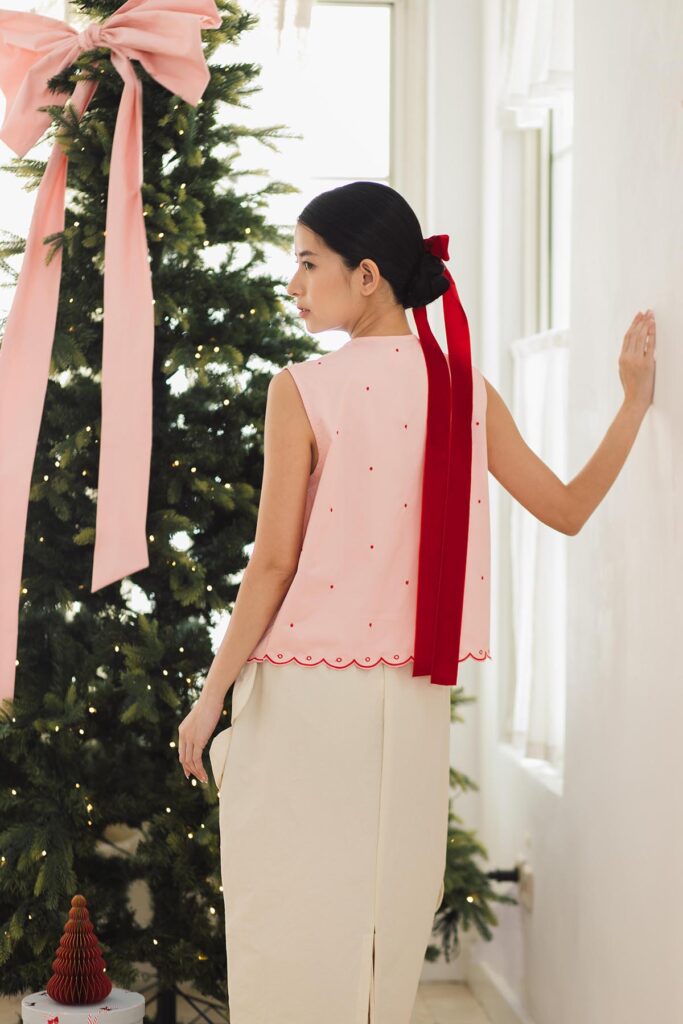 Pica Embroidered Top