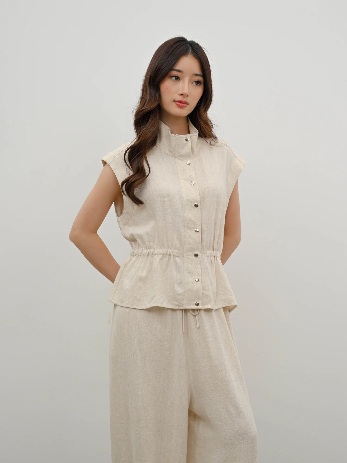 AURIA VEST TOP