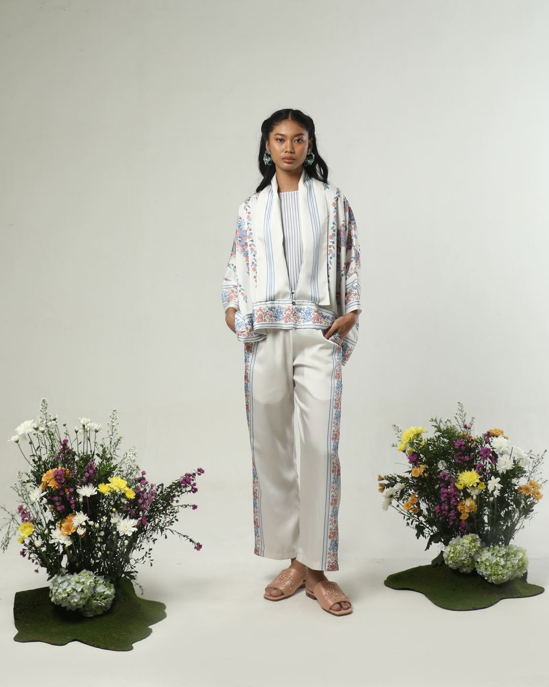 GARDENIA OUTER TOP OFF-WHITE