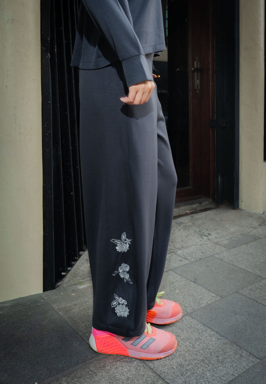 NONAETAL TIMBER ATHLEISURE PANTS BLACK