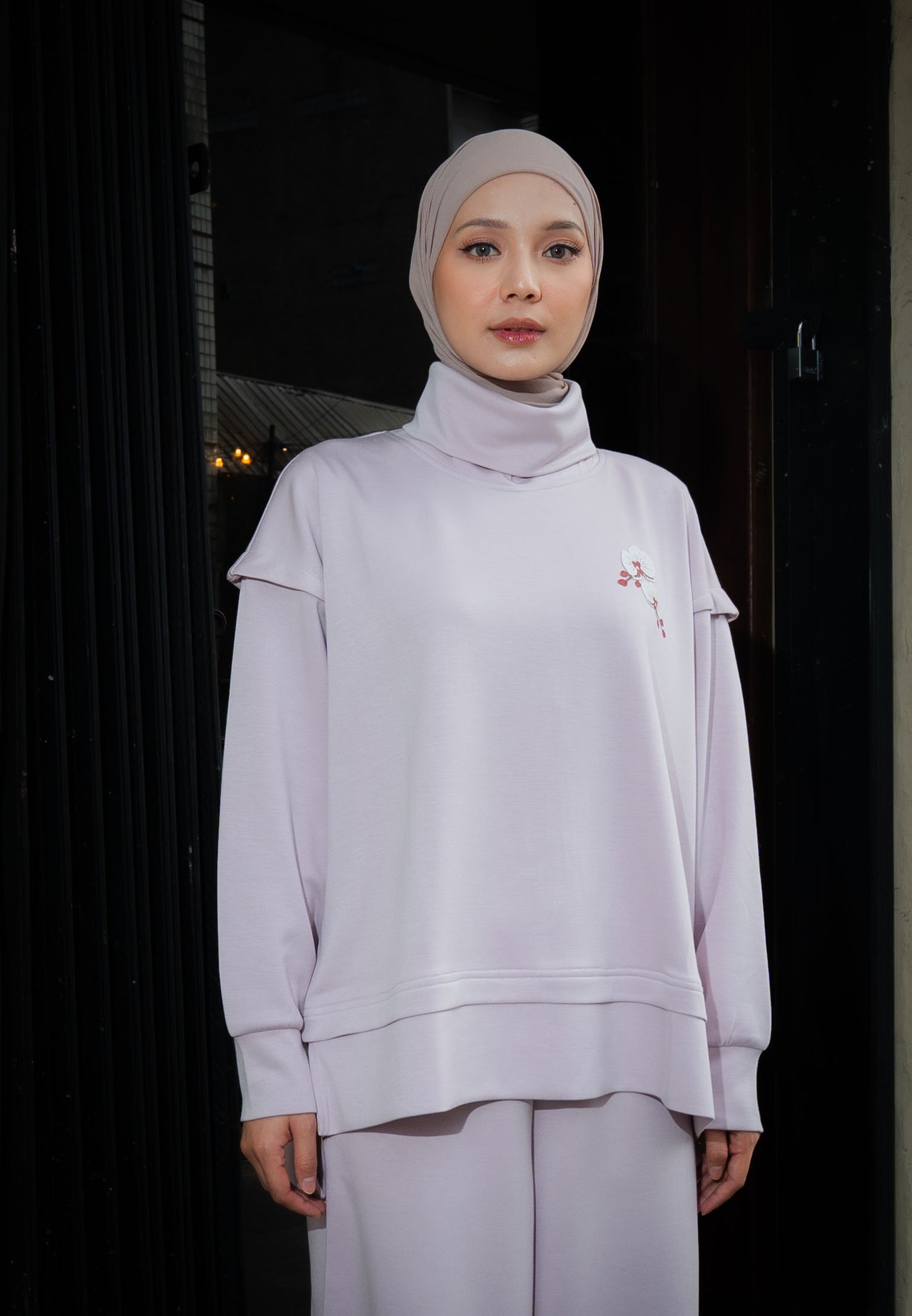 NONAETAL TIMBER FUNNEL HIP LENGHT TOP LONG SLEEVE LIGHT LILAC