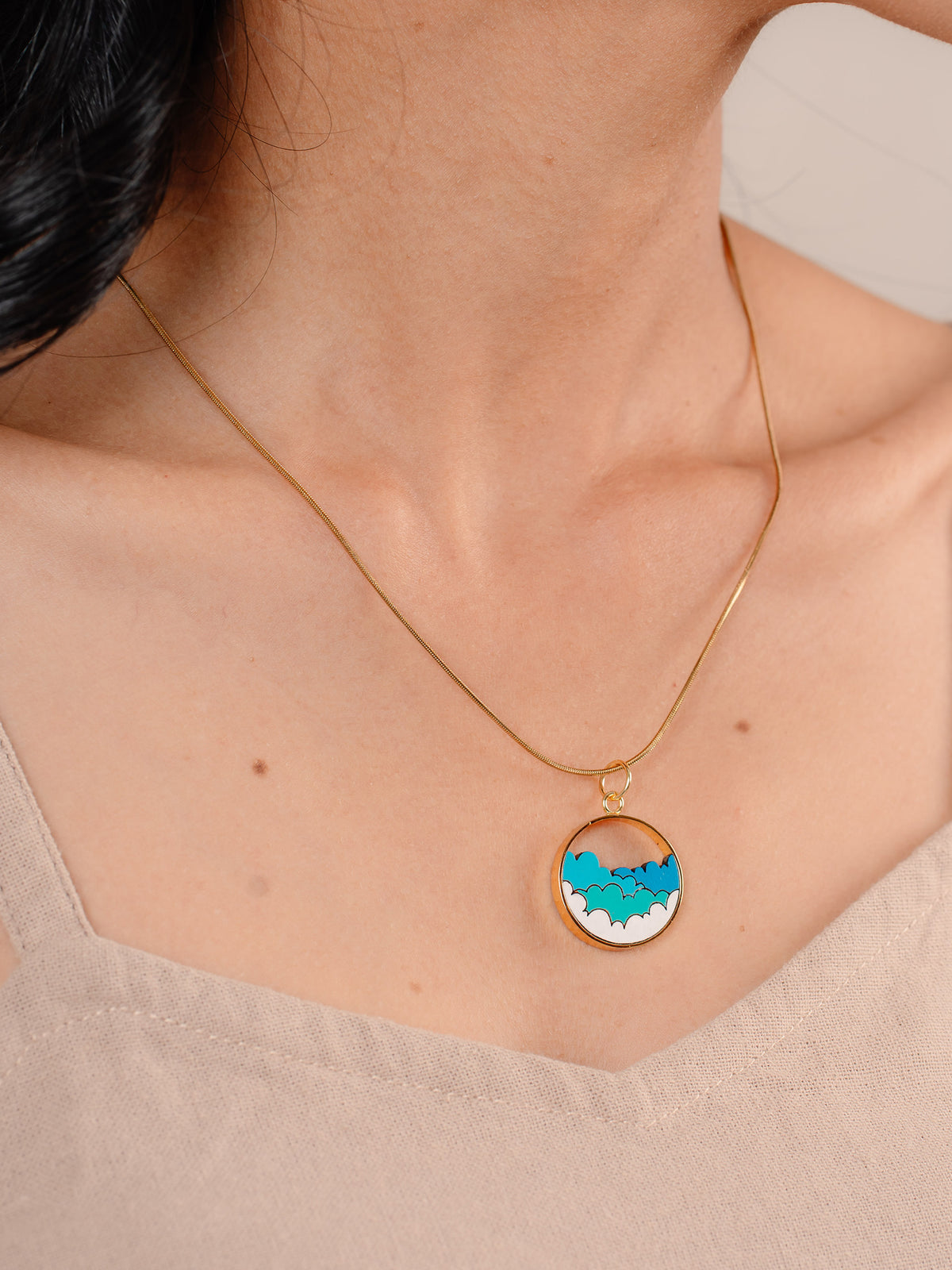 CLOUD NECKLACE