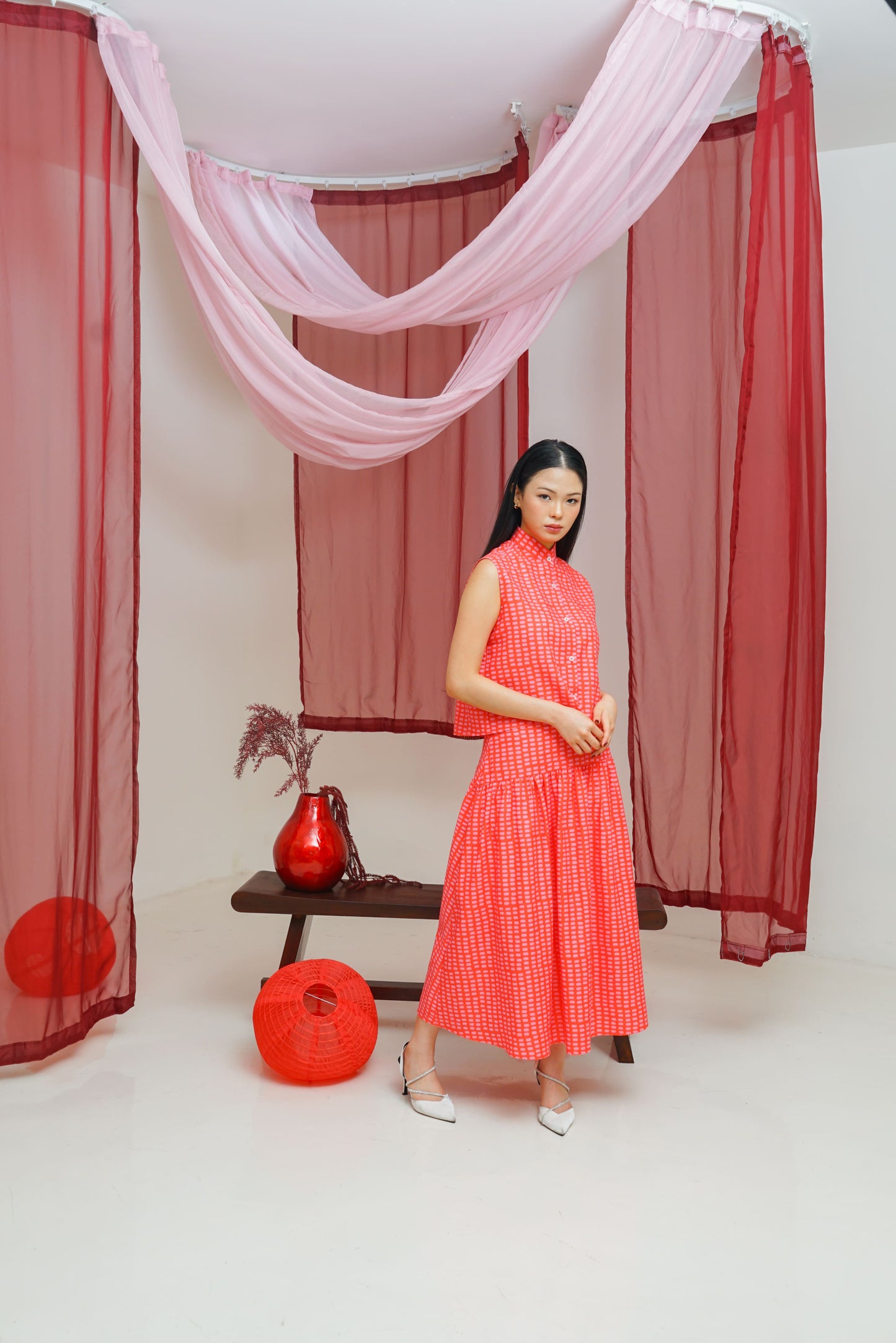 XIA SKIRT CORAL RED (PRE-ORDER)