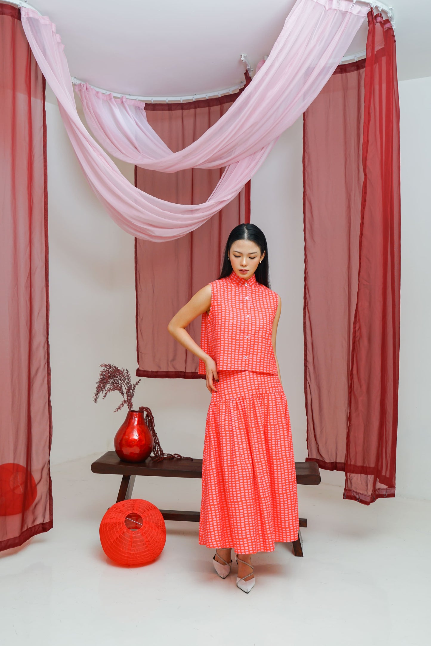 XIA SKIRT CORAL RED (PRE-ORDER)