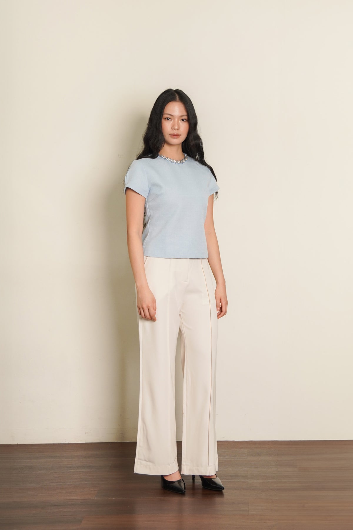 PEARLY BLUE TOP