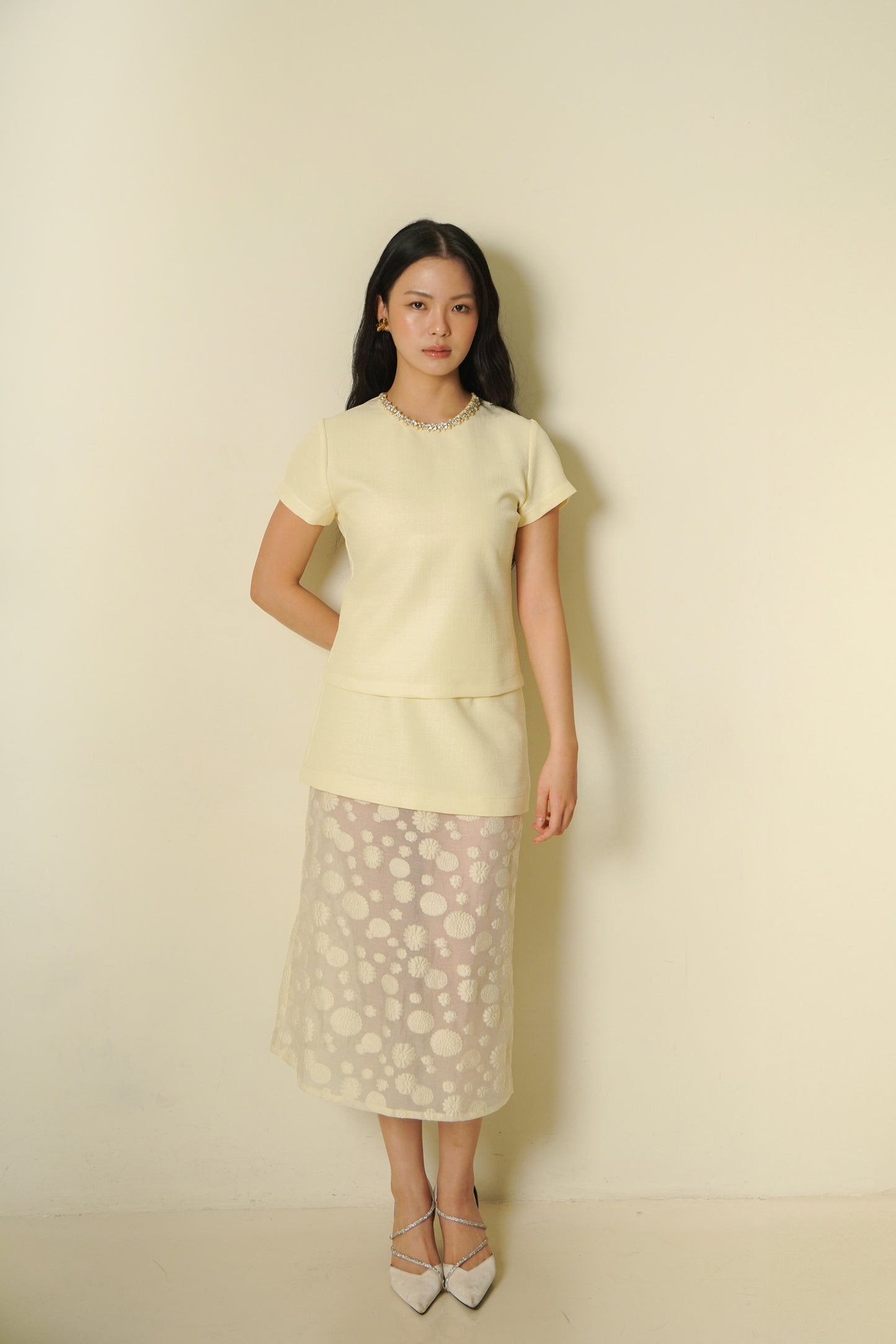 PEARLY YELLOW BUTTER TOP