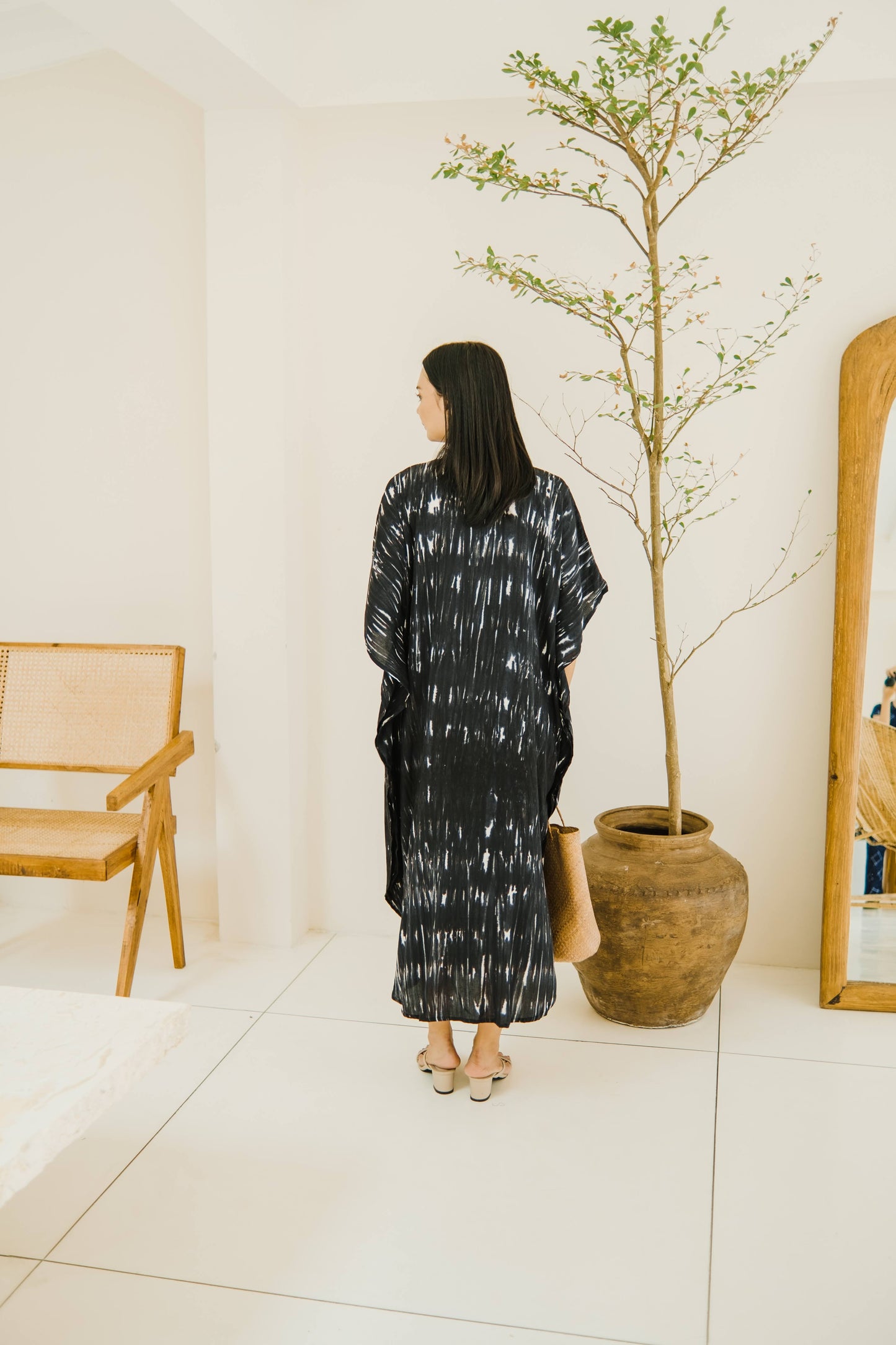 LONG DRESS SHIRT BLACK RAIN