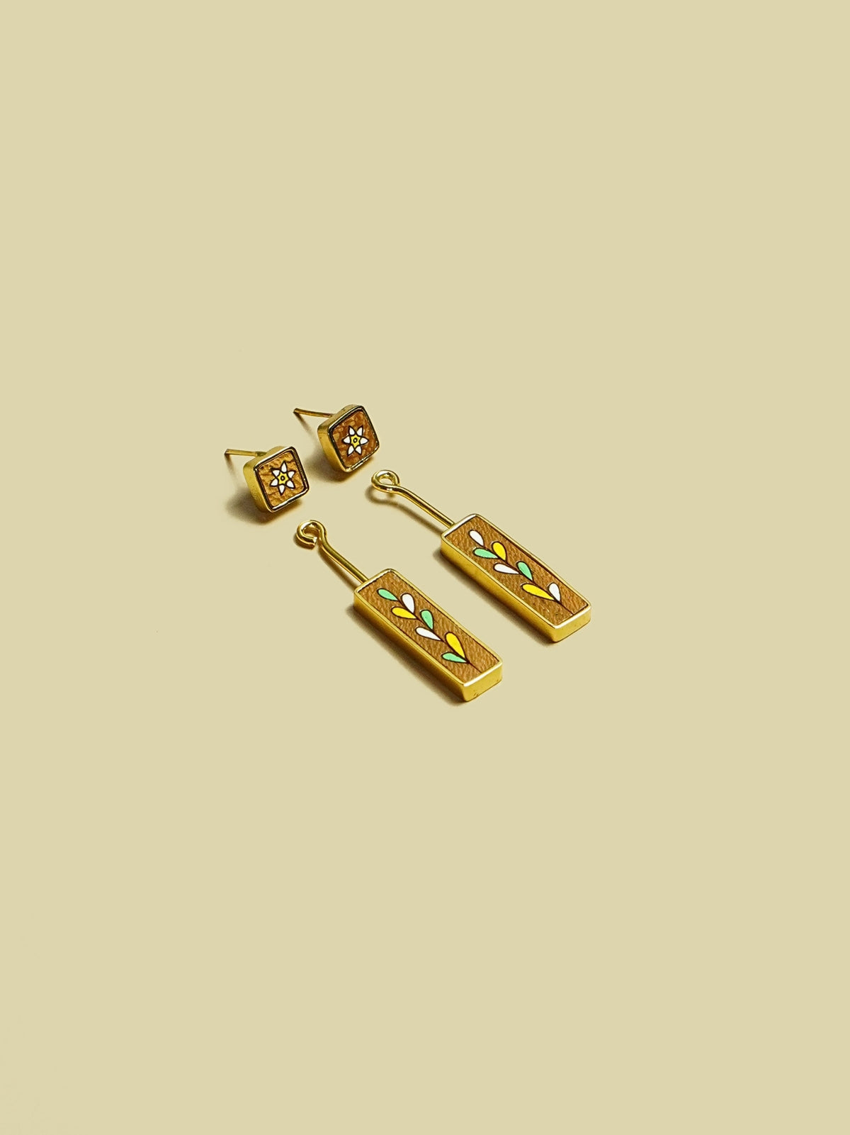 GLADIOLUS EARRINGS