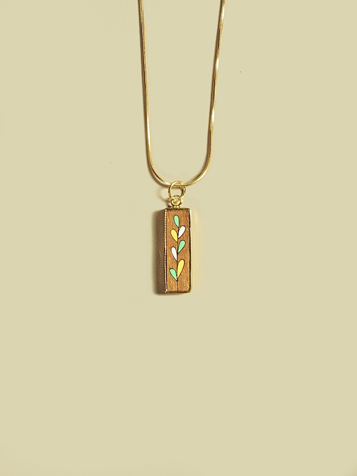 GLADIOLUS NECKLACE