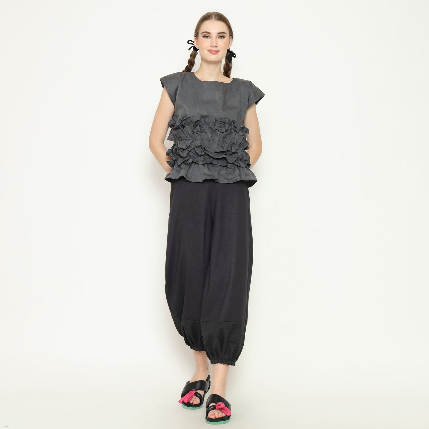 PEONY TOP GREY