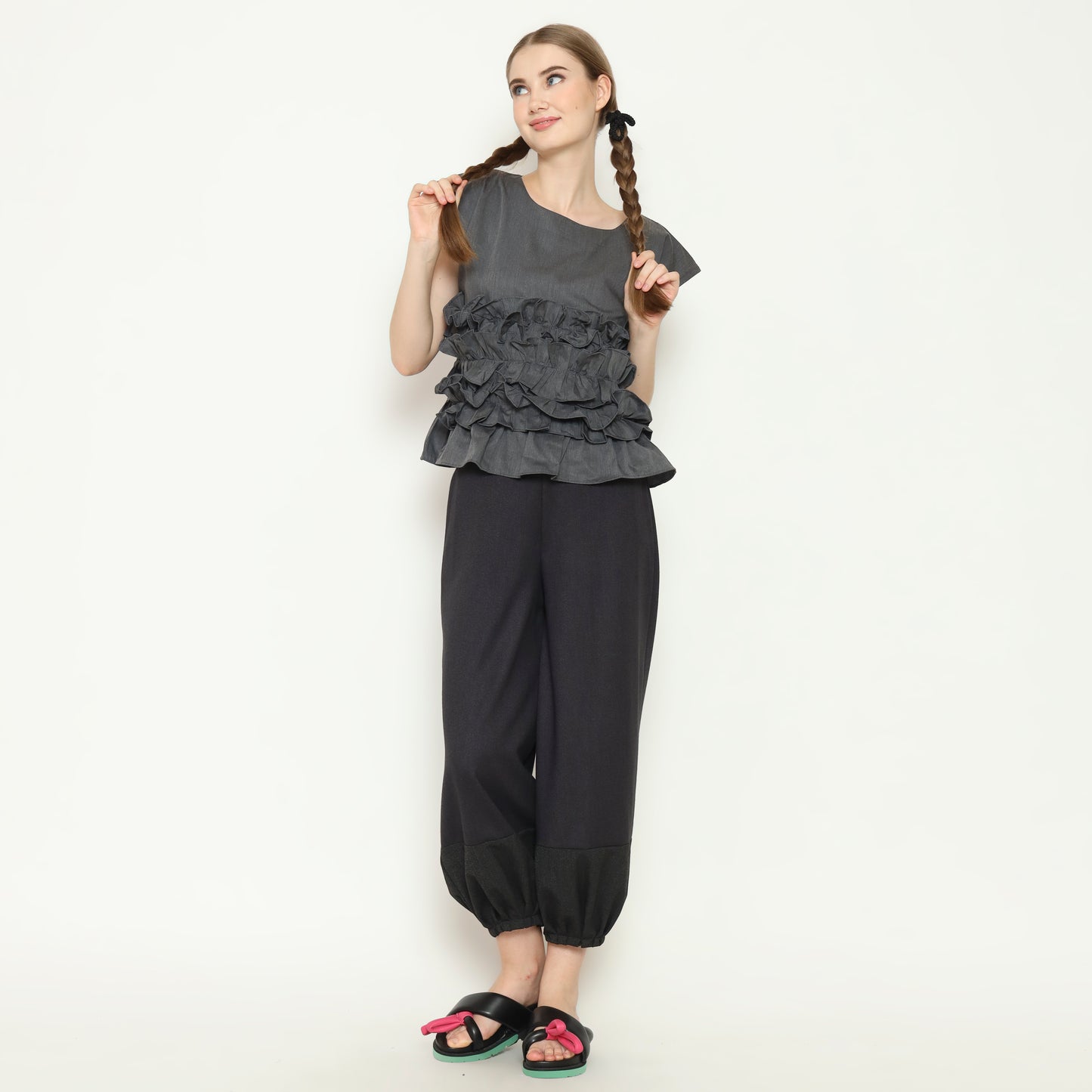 PEONY TOP GREY