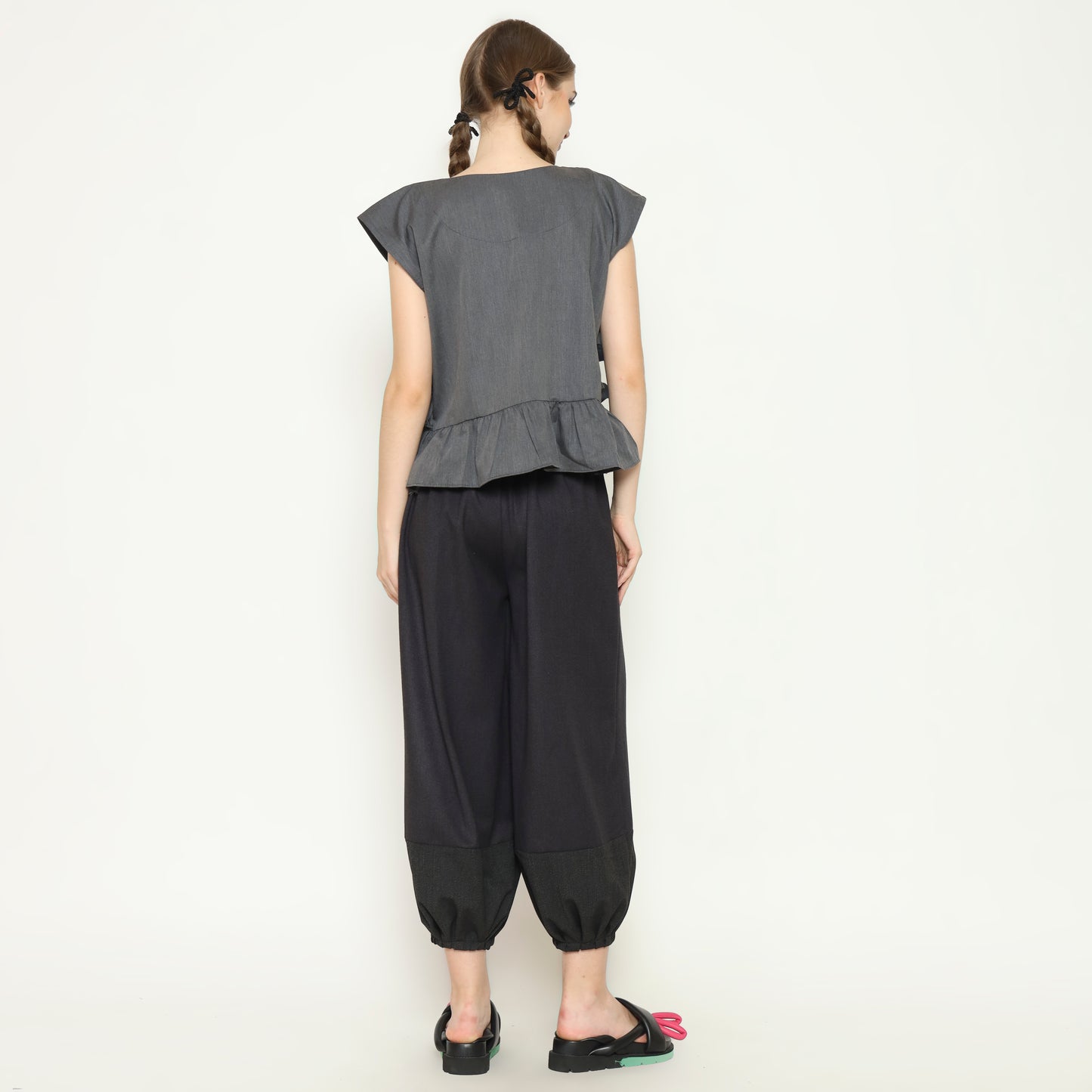 PEONY TOP GREY