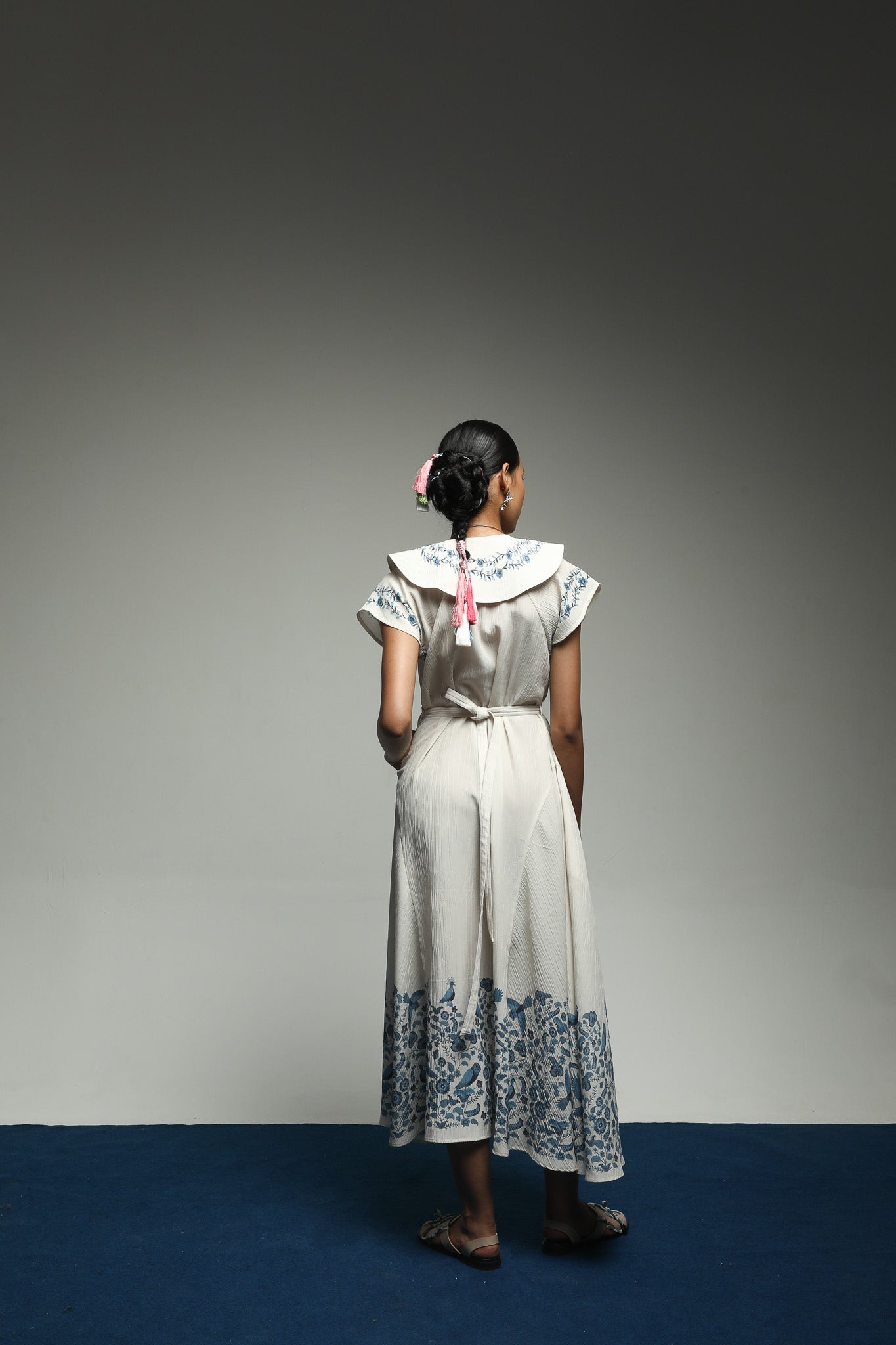 PURANA MAXI LAPEL LONG DRESS TROPIPELAGO BIRDS - OFF WHITE