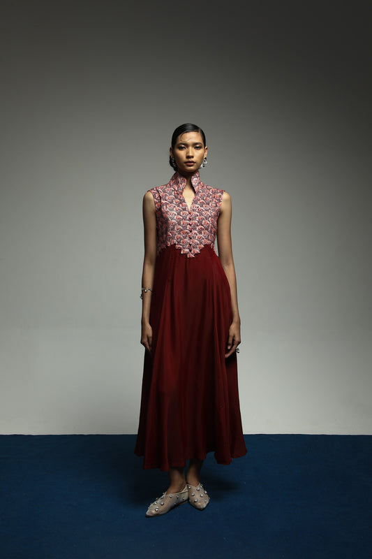 PURANA BACKLESS DRESS TROPIPELAGO JAPAN WAVE BATIK - MAROON (PRE-ORDER)