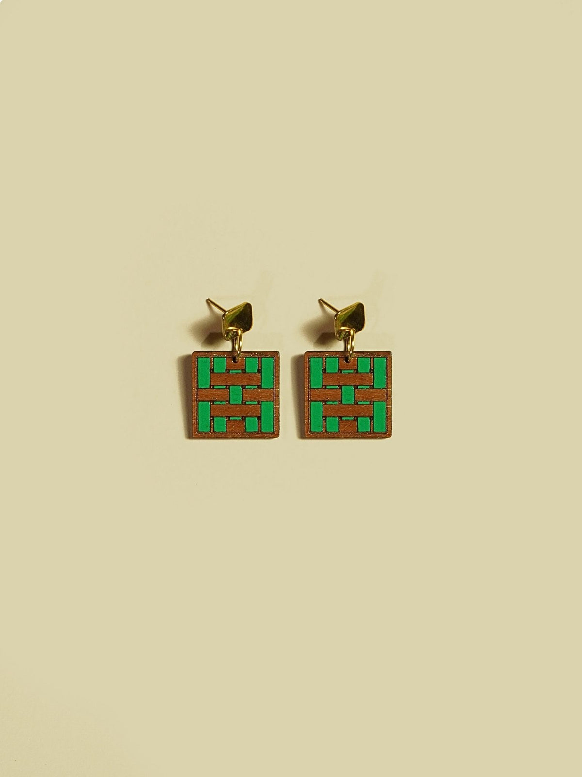 LARAS EARRINGS