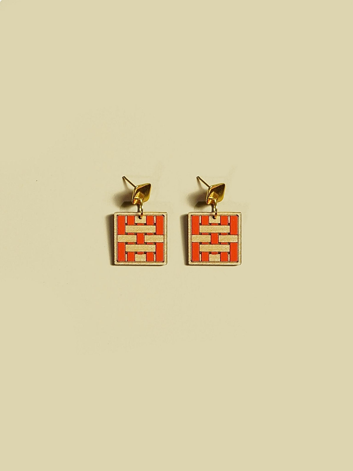LARAS EARRINGS