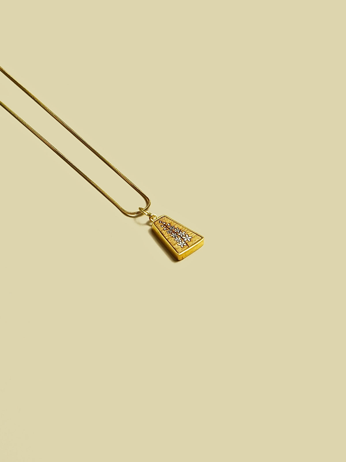 LARKSPUR NECKLACE