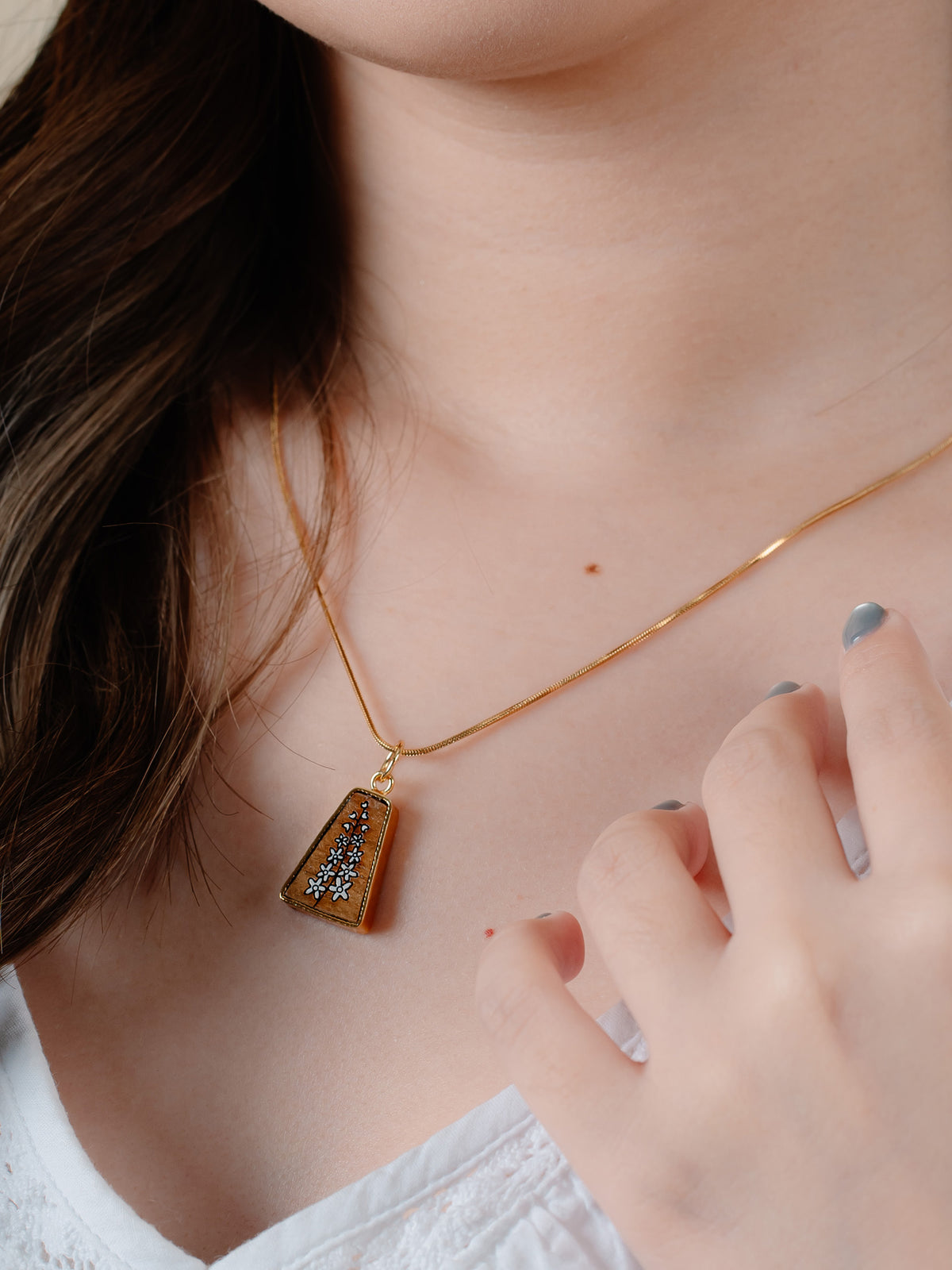 LARKSPUR NECKLACE