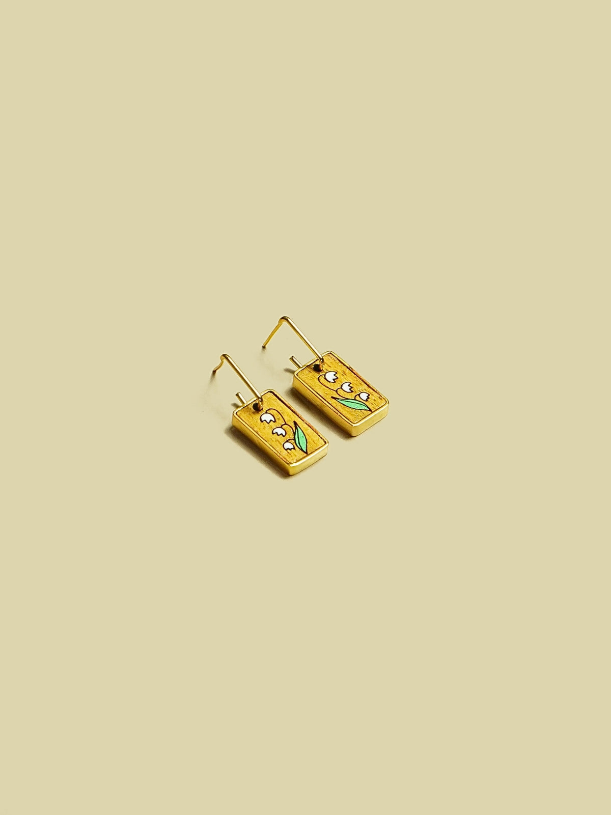 LILY EARRINGS