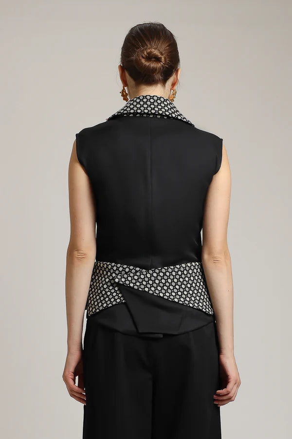 POLKA TWEED COLLAR BLOUSE