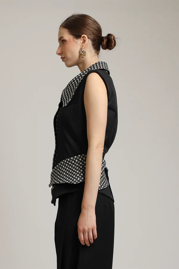 POLKA TWEED COLLAR BLOUSE