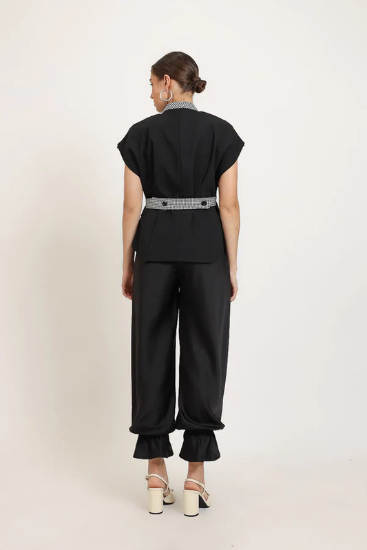 RUFFLE HEM PANTS