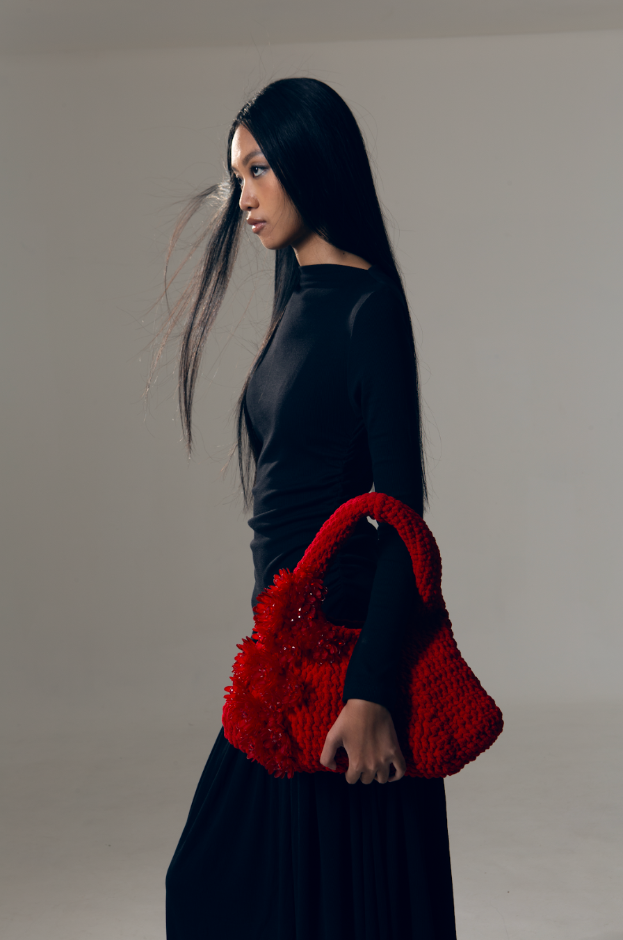 BLOOMING JARDIN HOBO BAG IN RED