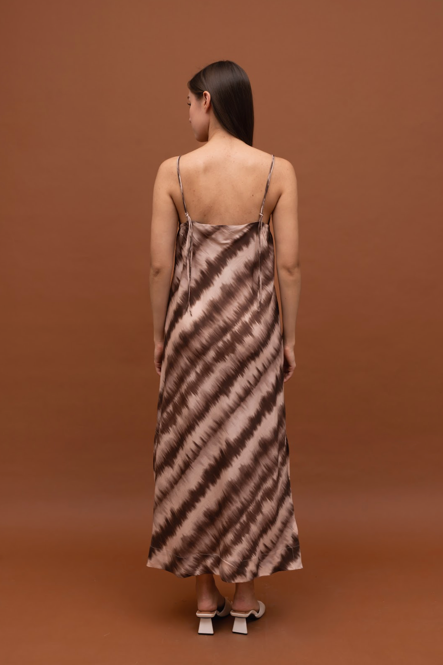 MAUDE DRESS TIEDYE DARK BROWN