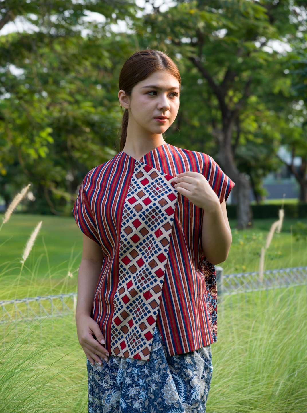CALYA BATIK JACKET