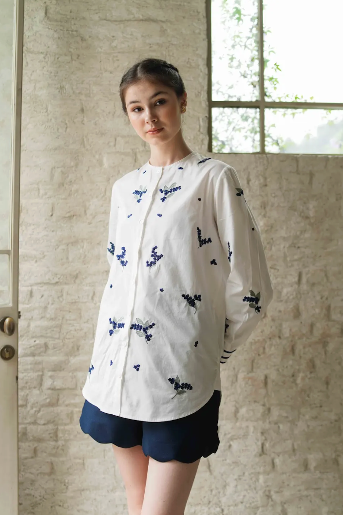 FLORENCE EMBROIDERY TOP