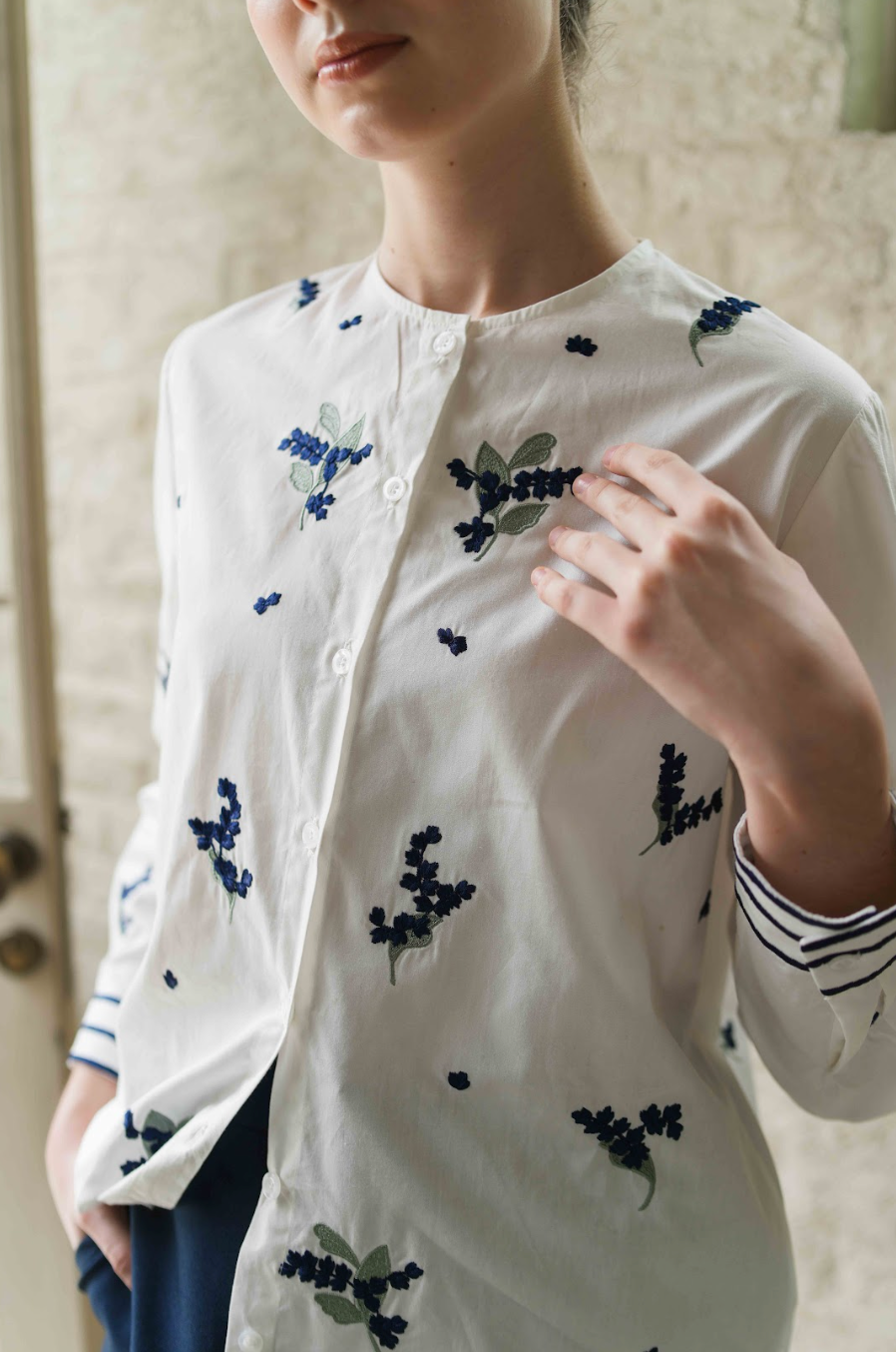 FLORENCE EMBROIDERY TOP