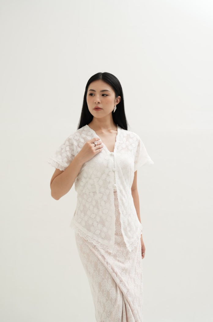 RANIA WHITE CLASSIC TOP