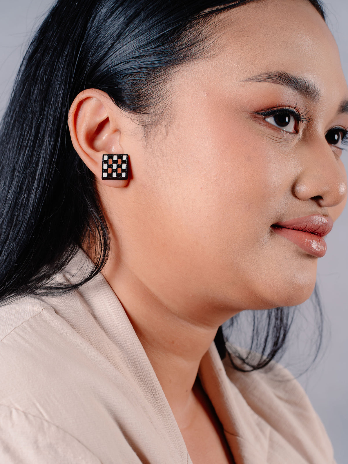 TAUT EARRINGS