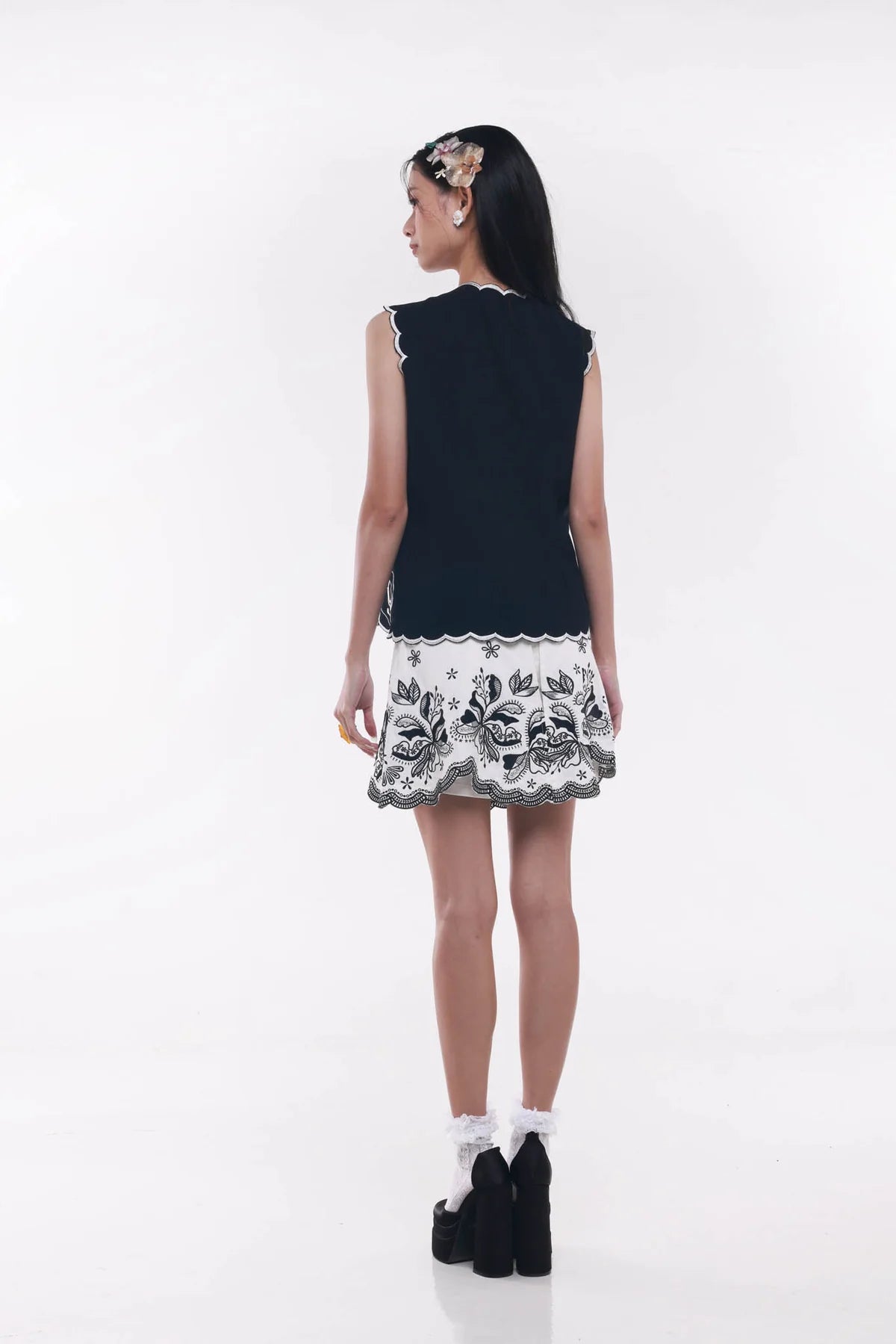 Haut fleuri Ava en jean de Suedeson