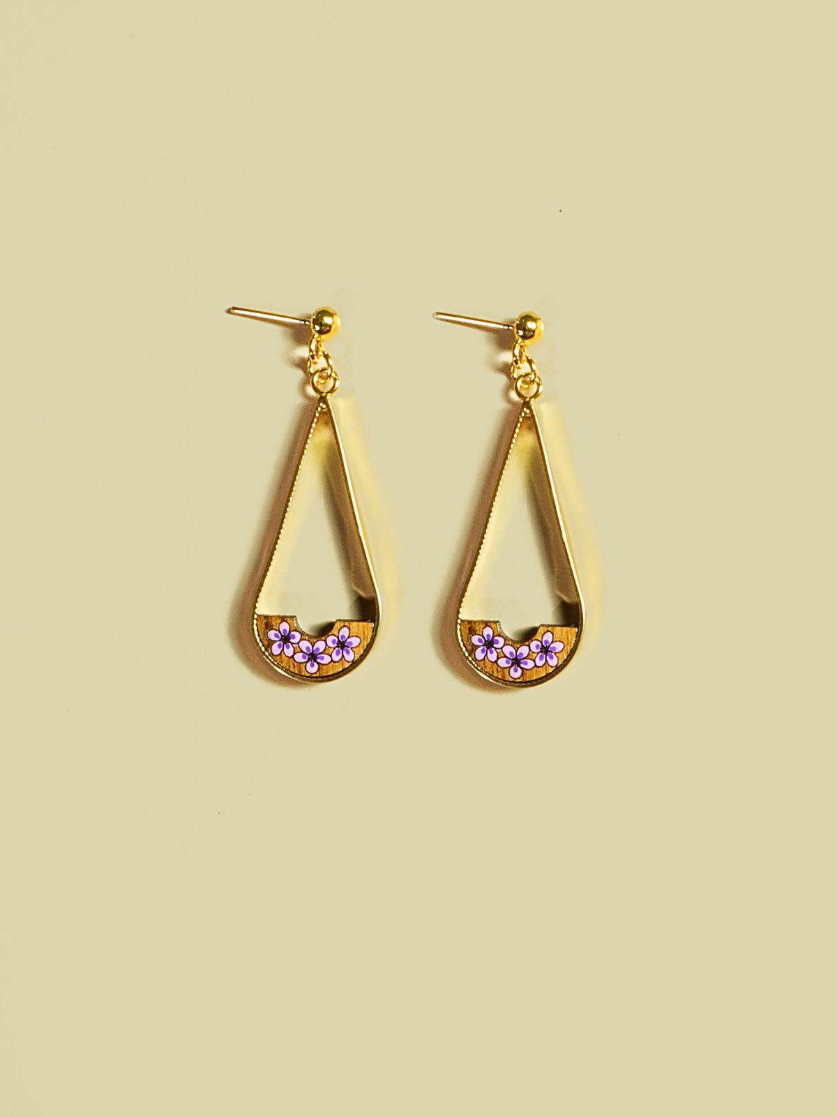 VIOLET EARRINGS