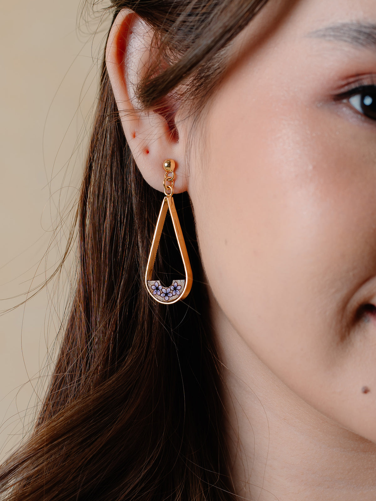 VIOLET EARRINGS