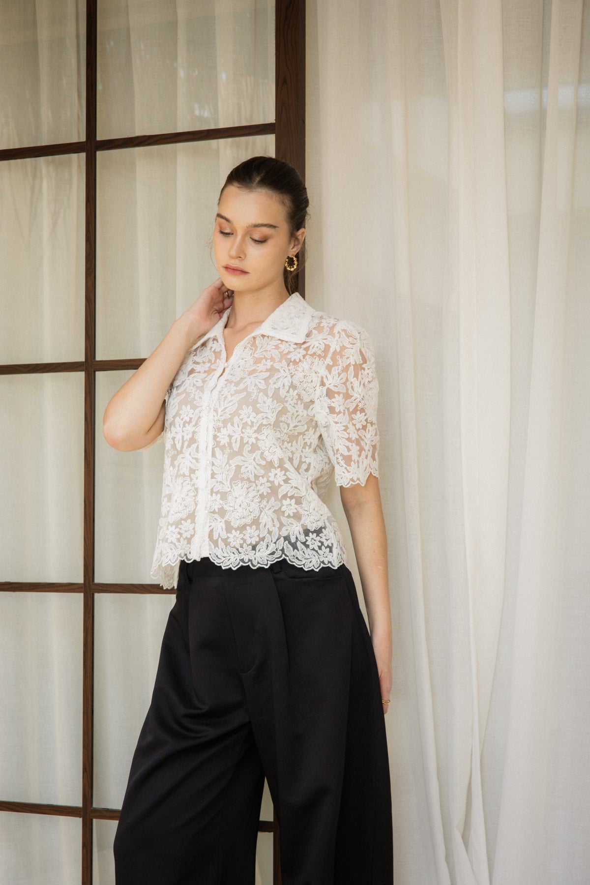 REA BLOUSE WHITE