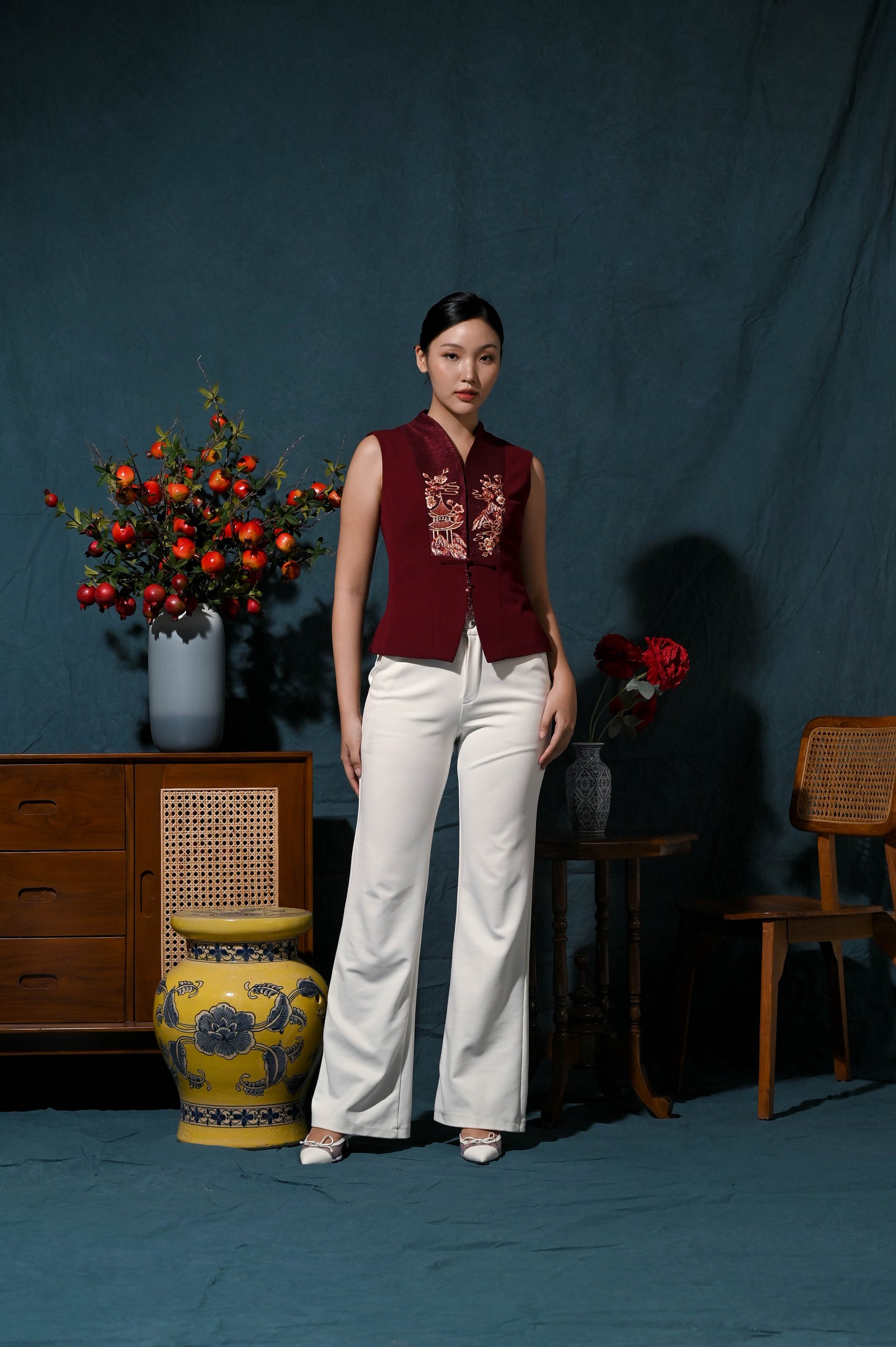 YANG TOP (PRE-ORDER)