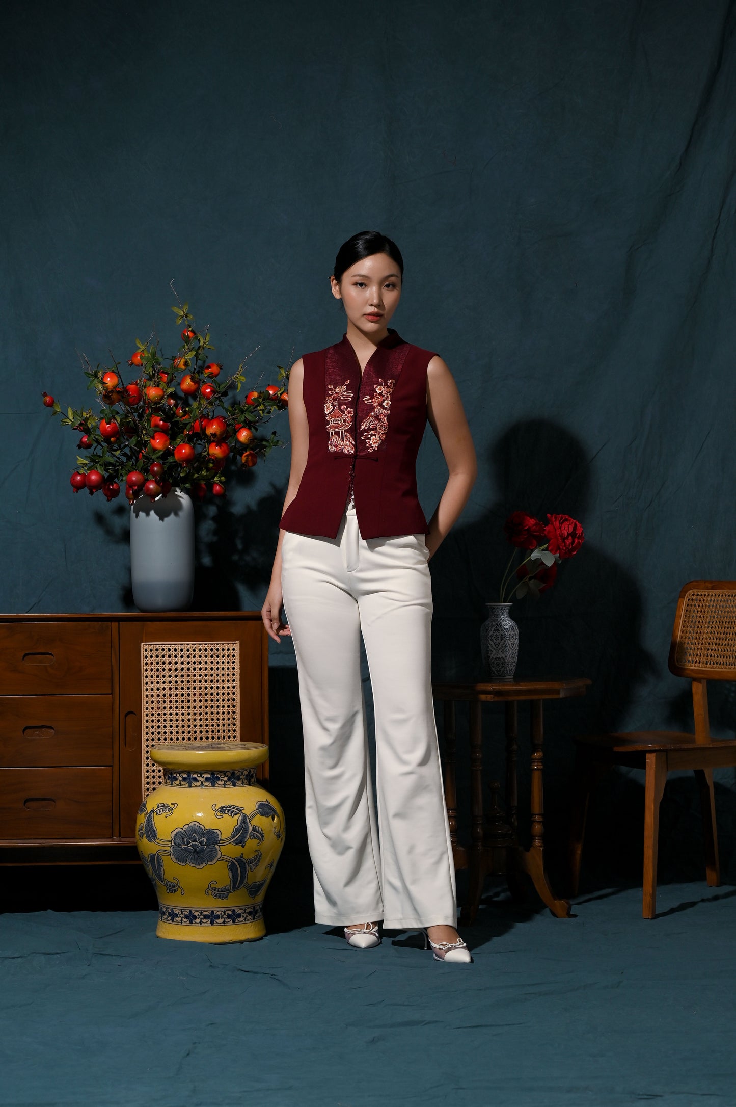 YANG TOP (PRE-ORDER)