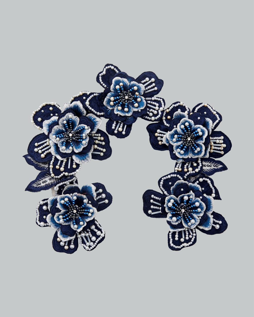 Kana Necklace (Pre Order)