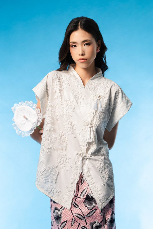 MONA LACE TOP IN WHITE